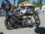Mit 25 alten Harleys durch den Kreis Stormarn fahren