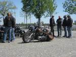 Mit 25 alten Harleys durch den Kreis Stormarn fahren