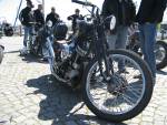 Mit 25 alten Harleys durch den Kreis Stormarn fahren