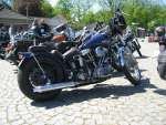 Mit 25 alten Harleys durch den Kreis Stormarn fahren