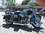 Mit 25 alten Harleys durch den Kreis Stormarn fahren