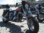 Mit 25 alten Harleys durch den Kreis Stormarn fahren
